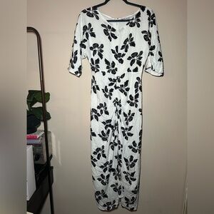 Elegant Black and White Floral Midi Dress XS
